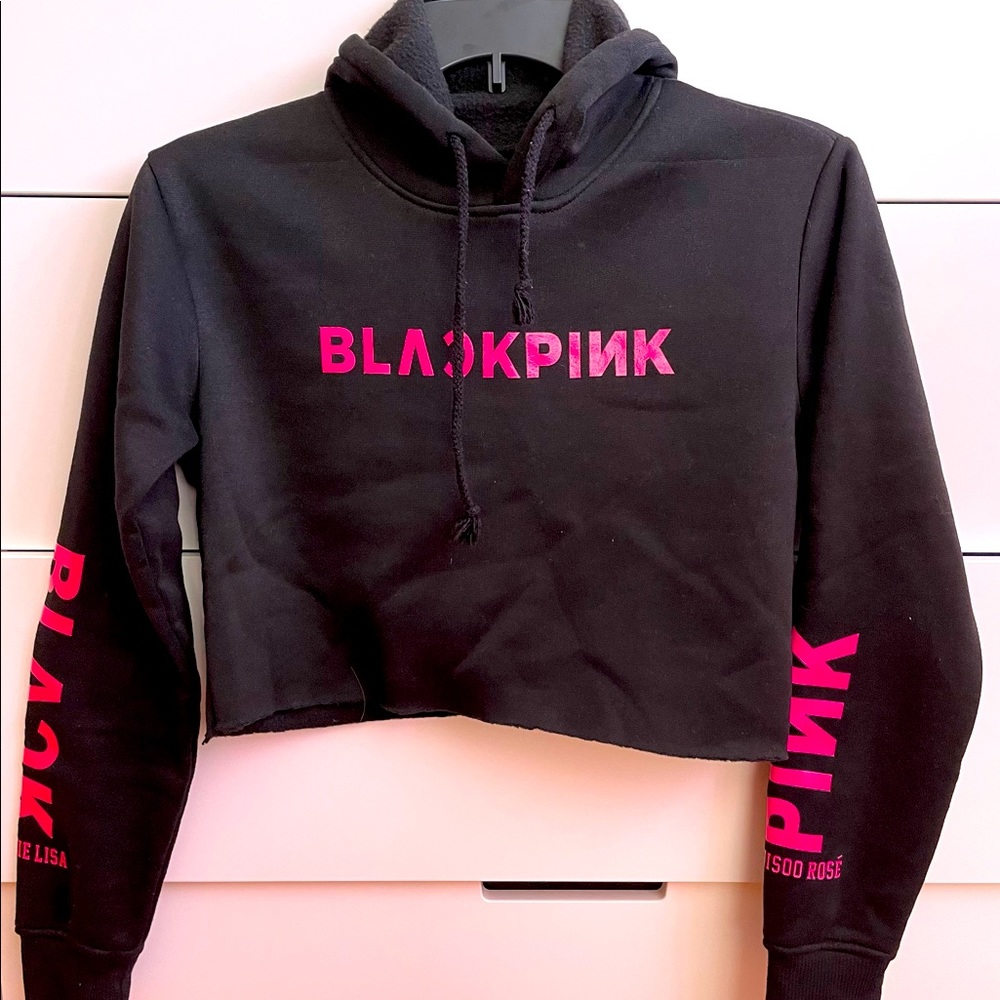 Blackpink Jennie Cropped Sweatshirt